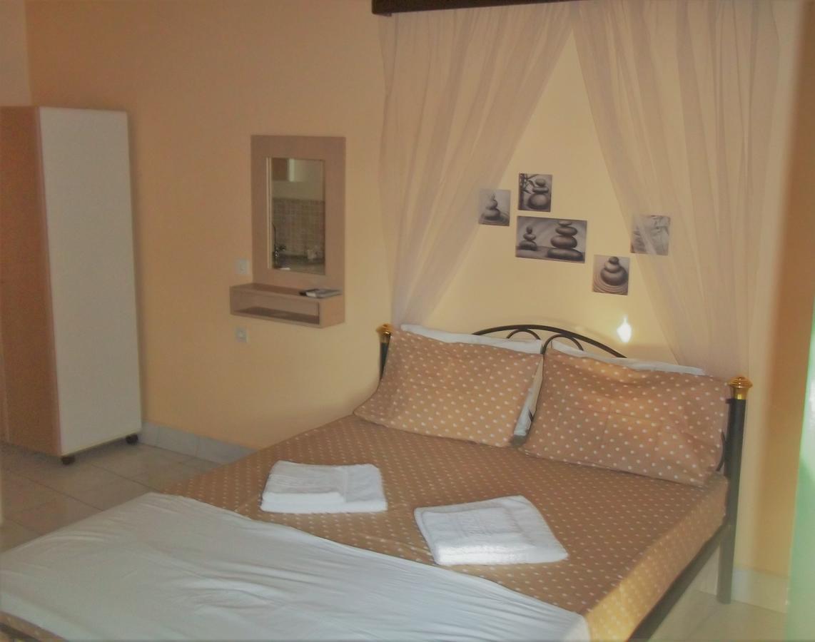 Tsoukaládhes En Leuko Apartments מראה חיצוני תמונה